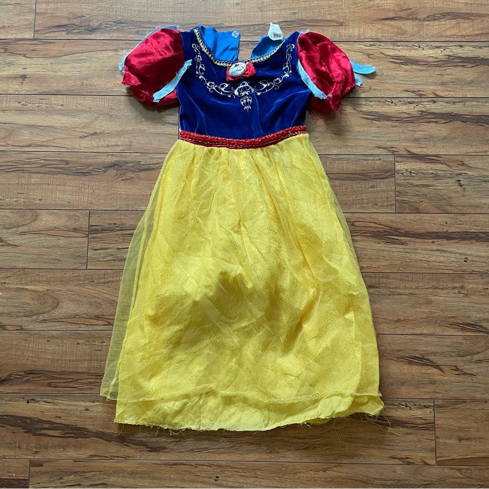 Snow White Disney classics Kids Costume - Red, Blue, Yellow